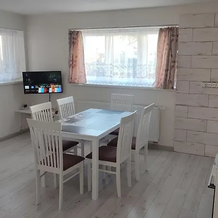 Homestay szállás Privat Liska Lipótszentmiklós